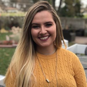 Meet your Posher, Alexis